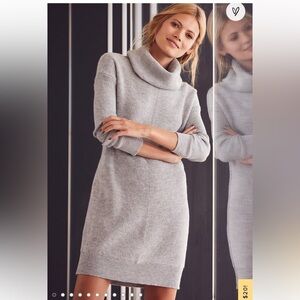 Lulu’s Tea Reader Light Grey Sweater Dress. Size XS P325/A2275